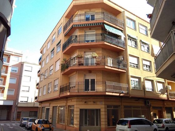 Foto 1 de Pis en venda a calle Daniel de Nueda de 4 habitacions amb balcó i ascensor
