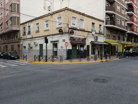 Foto 1 de Venta de local en Carrús Est - Camí dels Magros con aire acondicionado