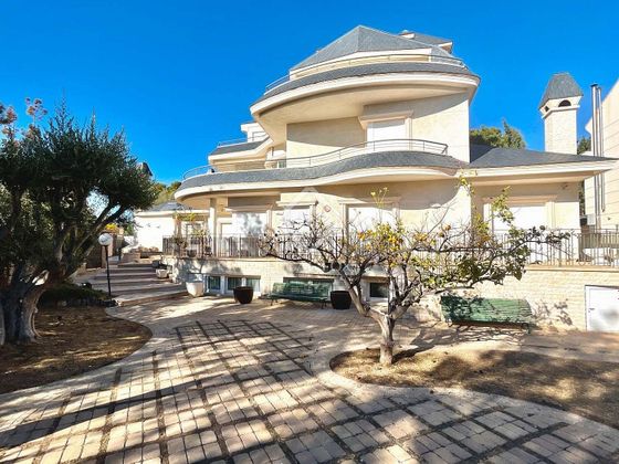 Foto 1 de Chalet en venta en Cabo de las Huertas de 9 habitaciones con terraza y piscina