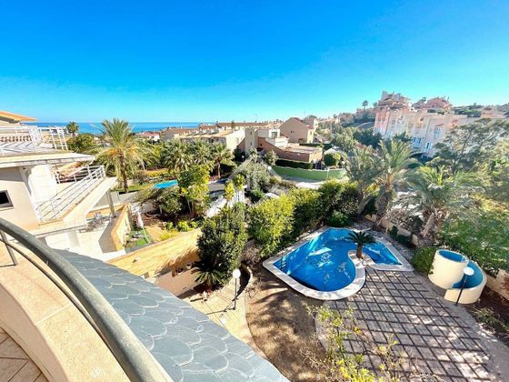 Foto 2 de Chalet en venta en Cabo de las Huertas de 9 habitaciones con terraza y piscina