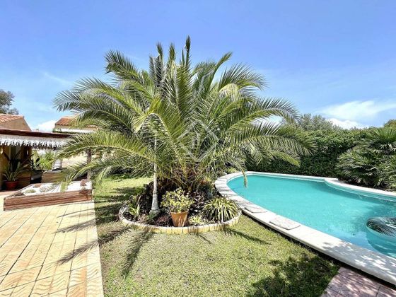 Foto 1 de Casa rural en venda a Centro - Alicante de 4 habitacions amb terrassa i piscina