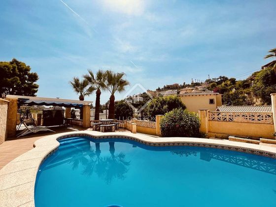 Foto 1 de Xalet en venda a Pueblo Español-Coveta Fumá de 4 habitacions amb terrassa i piscina