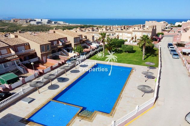 Foto 2 de Casa adossada en venda a Gran Alacant de 2 habitacions amb terrassa i piscina