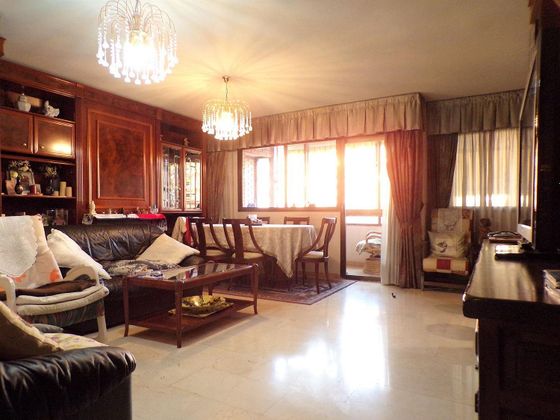 Foto 1 de Pis en venda a Benalúa de 3 habitacions amb terrassa i garatge