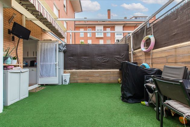 Foto 1 de Dúplex en venta en Las Castañeras - Bulevar de 3 habitaciones con terraza y piscina