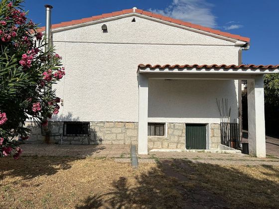 Foto 1 de Xalet en venda a San Martín de Valdeiglesias de 3 habitacions amb terrassa i piscina
