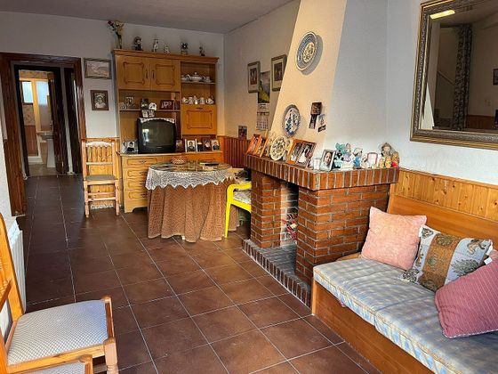 Foto 1 de Venta de casa en San Martín de Valdeiglesias de 3 habitaciones con balcón y calefacción