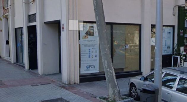 Foto 2 de Local en venda a calle De Fortunata y Jacinta de 187 m²