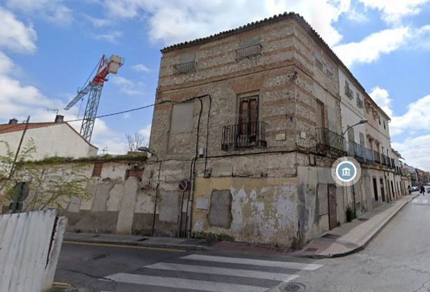 Foto 2 de Edifici en venda a calle Pedro Faura de 606 m²