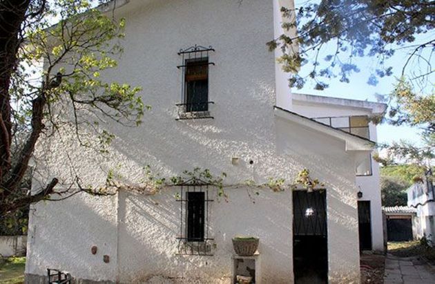 Foto 2 de Chalet en venta en avenida De Los Cierros de 3 habitaciones con terraza y garaje