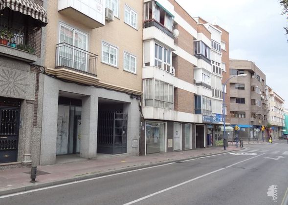 Foto 1 de Venta de local en avenida Fuenlabrada de 269 m²