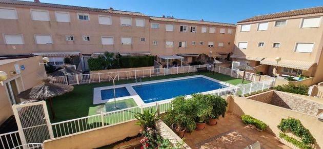 Foto 2 de Venta de casa adosada en calle Catedrático Eliseo Gómez Serrano de 4 habitaciones con terraza y piscina