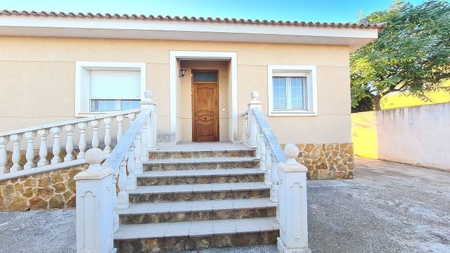 Foto 2 de Venta de casa en Villamontes-Boqueres de 4 habitaciones con terraza y piscina