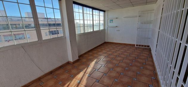 Foto 2 de Ático en venta en calle Capitán Dema de 3 habitaciones con terraza y garaje