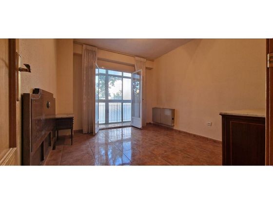 Foto 1 de Pis en venda a calle De Demetrio Galán Bergua de 3 habitacions amb terrassa i calefacció