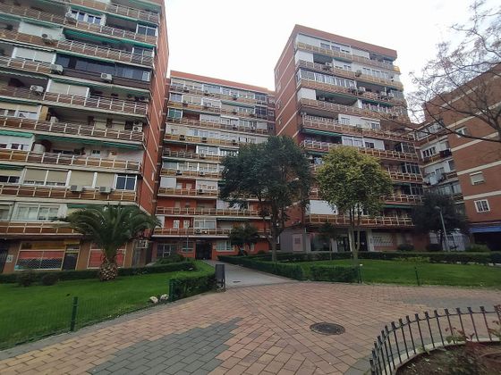 Foto 2 de Pis en venda a plaza Aldehuela de 3 habitacions amb terrassa i calefacció