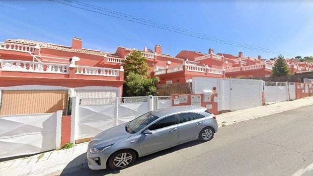 Foto 2 de Xalet en venda a Altos de Jarama de 3 habitacions amb terrassa i garatge