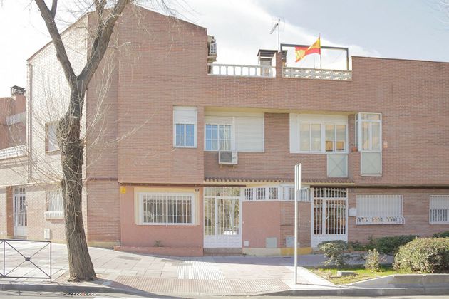 Foto 1 de Casa adosada en venta en Parque Cataluña - Cañada - Soto de 5 habitaciones con terraza y piscina