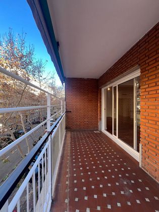 Foto 1 de Piso en venta en Nueva España de 4 habitaciones con terraza y balcón