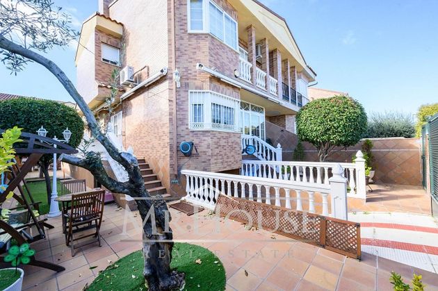 Foto 1 de Casa en venda a Torrejón de la Calzada de 4 habitacions amb terrassa i piscina