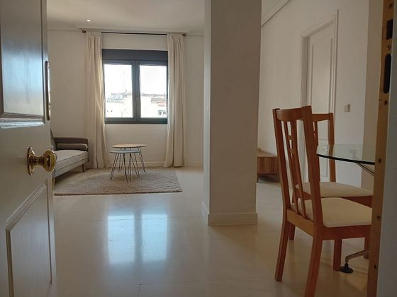 Foto 1 de Alquiler de piso en calle De José Ortega y Gasset de 1 habitación con muebles y aire acondicionado
