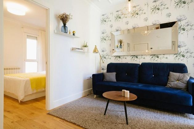 Foto 1 de Alquiler de piso en Ibiza de 1 habitación con muebles y aire acondicionado