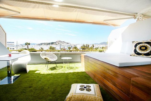 Foto 1 de Alquiler de piso en paseo Juan Carlos I de 4 habitaciones con terraza y piscina