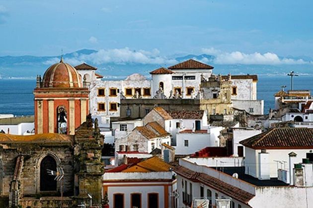 Foto 1 de Edifici en venda a Tarifa de 900 m²