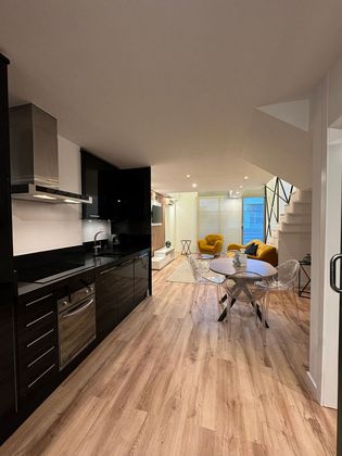 Foto 1 de Dúplex en alquiler en avenida Manoteras de 2 habitaciones con terraza y garaje
