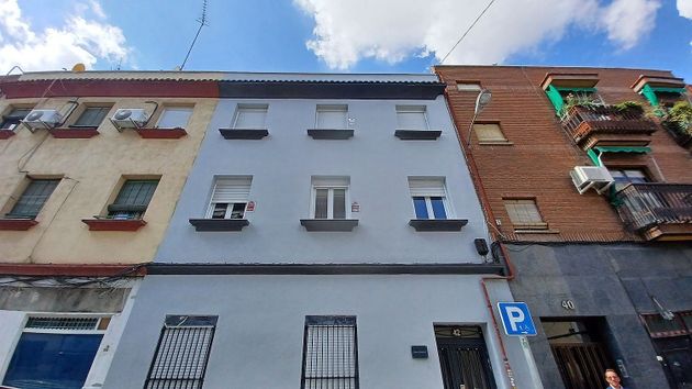 Foto 1 de Edifici en venda a Almendrales de 543 m²