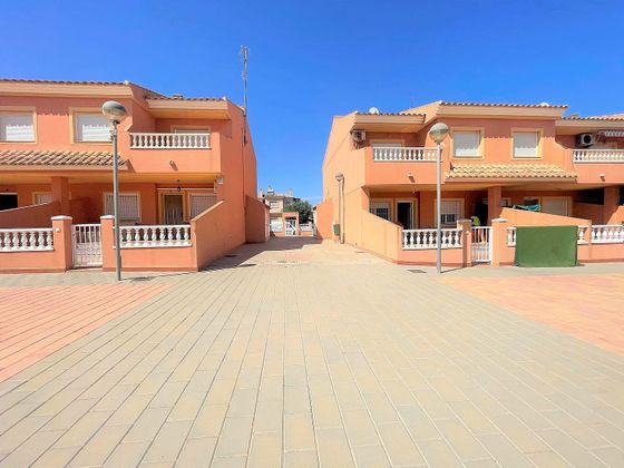 Foto 2 de Venta de piso en Los Urrutias de 2 habitaciones con terraza y piscina