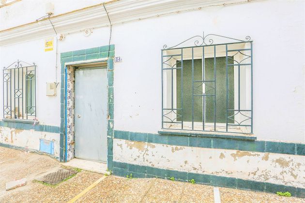 Foto 2 de Casa en venda a La Línea de la Concepción ciudad de 3 habitacions amb garatge