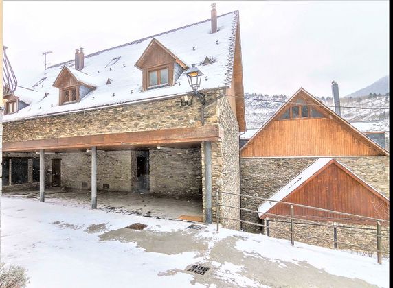 Foto 2 de Casa en venta en Bòrdes, es de 3 habitaciones con terraza y garaje