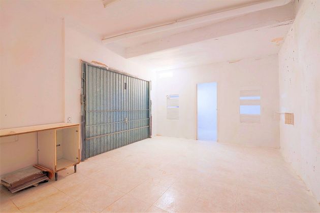 Foto 2 de Casa en venta en Ardiaca - La Llosa de 2 habitaciones con terraza y garaje