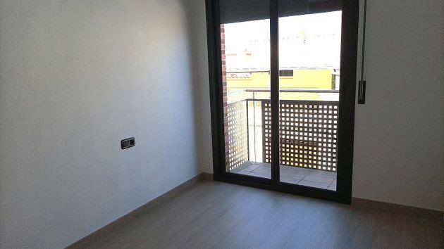Foto 2 de Piso en venta en Llagostera de 1 habitación con balcón y calefacción