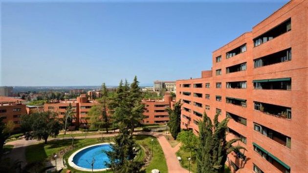 Foto 1 de Pis en venda a Ciudad Universitaria de 3 habitacions amb terrassa i garatge