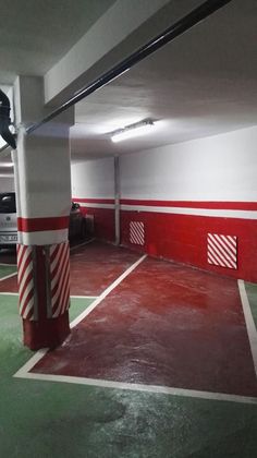 Foto 1 de Venta de garaje en calle De Quintana de 20 m²