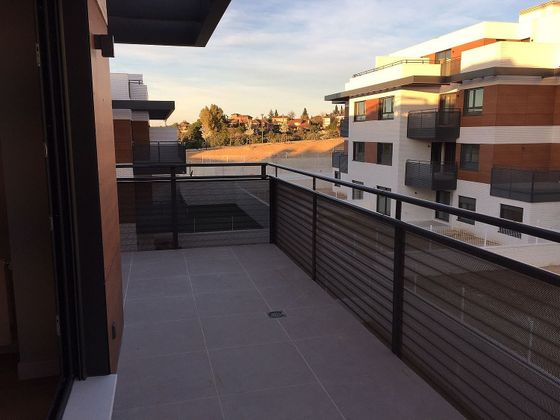 Foto 1 de Piso en alquiler en Sector B de 4 habitaciones con terraza y piscina