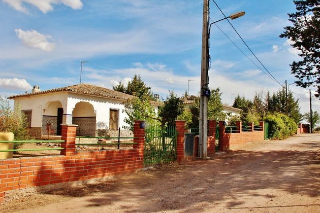 Foto 1 de Casa rural en venta en Villafranca de los Caballeros de 3 habitaciones con terraza y jardín