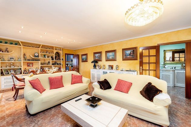 Foto 2 de Xalet en venda a Centro - Arganda del Rey de 5 habitacions amb terrassa i piscina