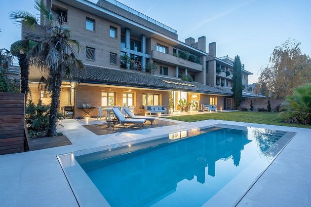 Foto 2 de Pis en venda a La Finca de 6 habitacions amb terrassa i piscina