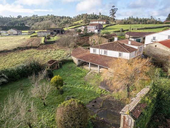 Foto 2 de Casa rural en venta en Parroquias de Santiago de 5 habitaciones con terraza y jardín