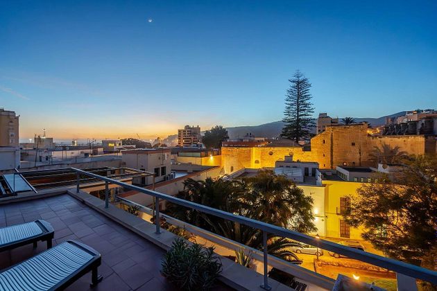 Foto 2 de Venta de ático en Centro - Almería de 7 habitaciones con terraza y garaje