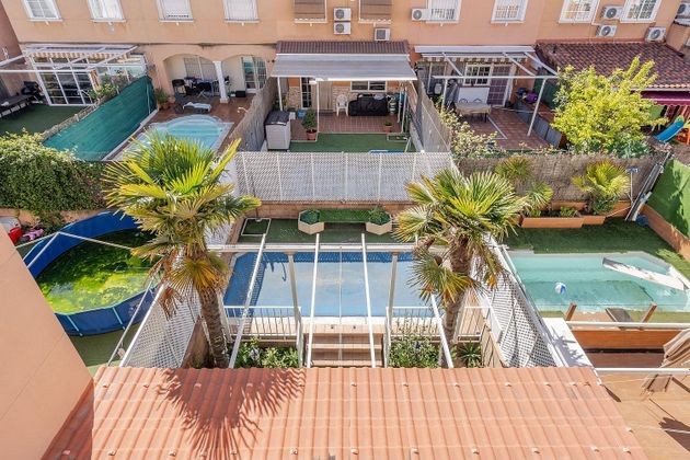 Foto 2 de Casa en venda a Laguna Park de 4 habitacions amb terrassa i piscina