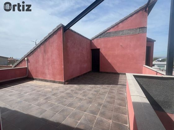 Foto 1 de Xalet en venda a Mejorada del Campo de 5 habitacions amb terrassa i piscina