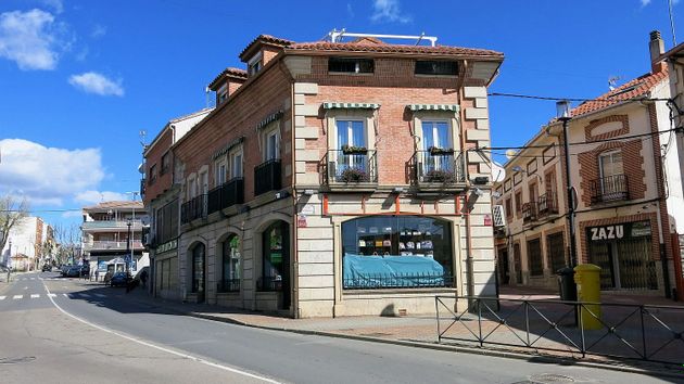 Foto 1 de Local en venda a El Cerrillo amb terrassa
