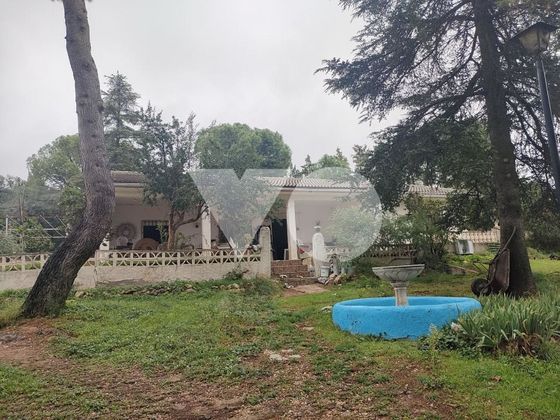 Foto 2 de Casa en venda a Chinchón de 4 habitacions amb piscina