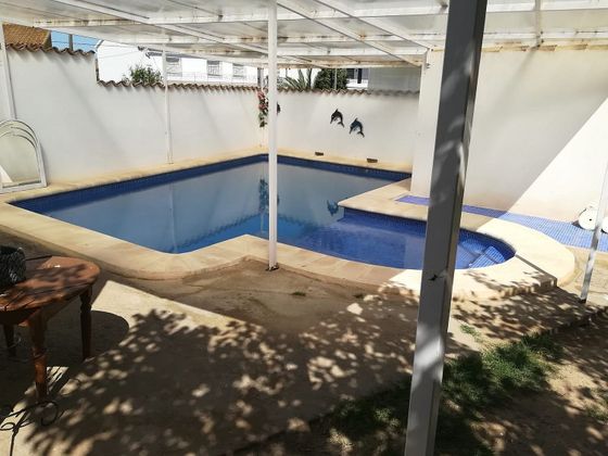 Foto 1 de Casa en venta en Cuevas del Almanzora pueblo de 5 habitaciones con terraza y piscina