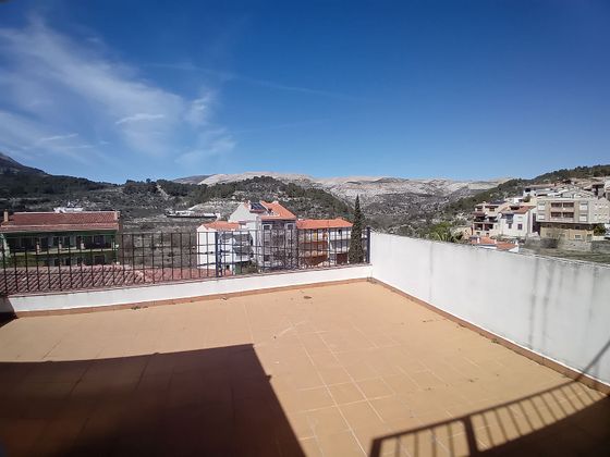 Foto 2 de Casa en venda a Castell de Castells de 2 habitacions amb terrassa i garatge