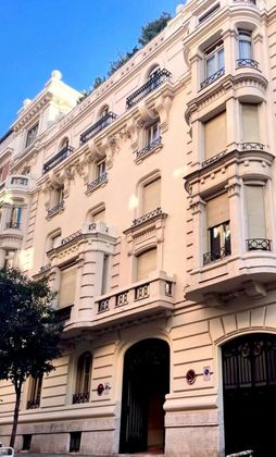 Foto 2 de Piso en venta en Castellana de 4 habitaciones con balcón y aire acondicionado